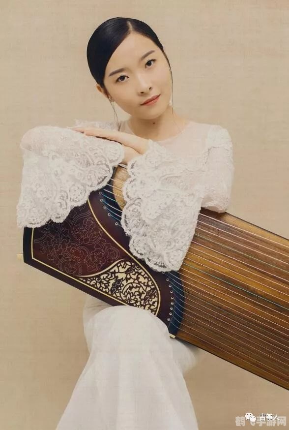 凤凰王的金曦琴手游攻略:探索音律之力,制霸幻境乐章