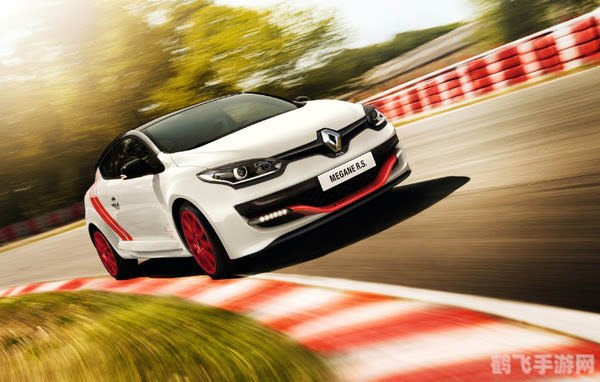 雷诺改装之道:打造赛道上的风驰电掣