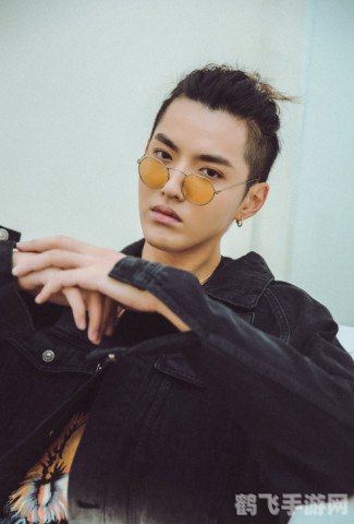 探索虚拟造型之旅:男士发型设计软件手游全攻略