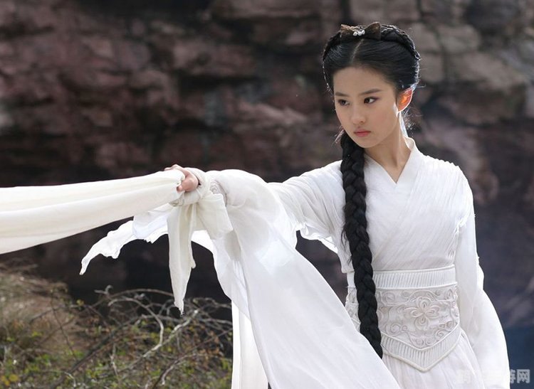 民航飞机颜色大多以白色为主,揭秘民航飞机“白衣”背后的秘密,飞行安全与设计美学的完美融合