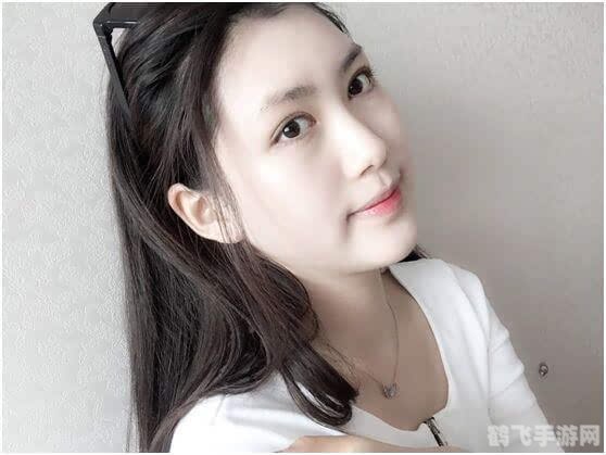 韩国证件照原图风格大解析:打造游戏角色新风尚!