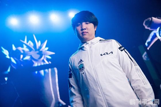 khan去过哪些战队,Khan职业生涯回顾:穿越战队的荣耀之路