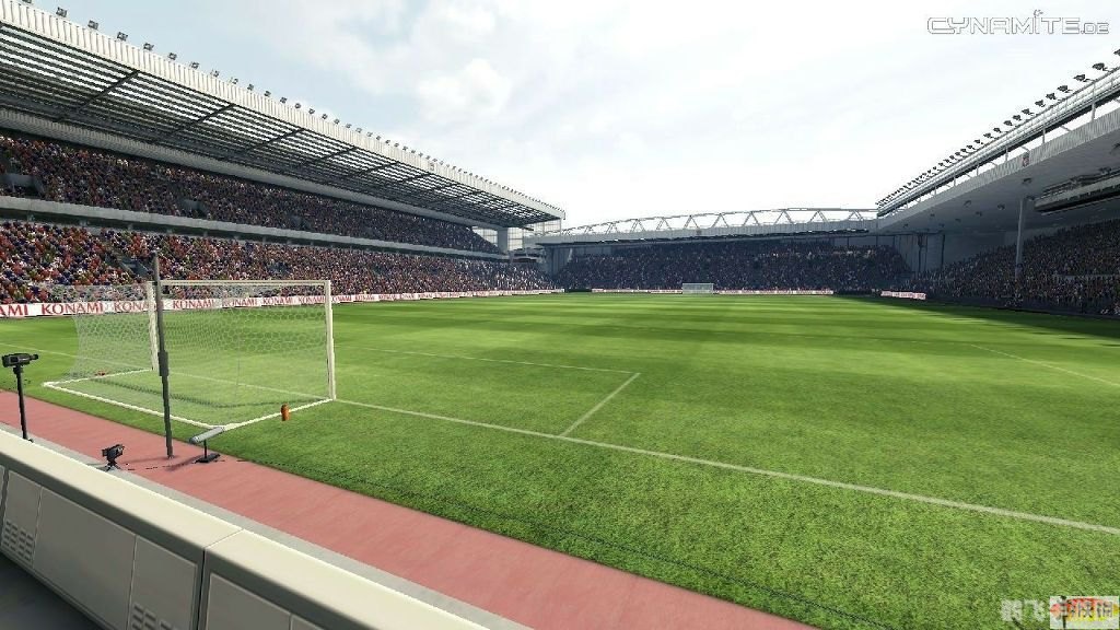 实况足球10最新补丁更新，带你玩转球场新篇章！