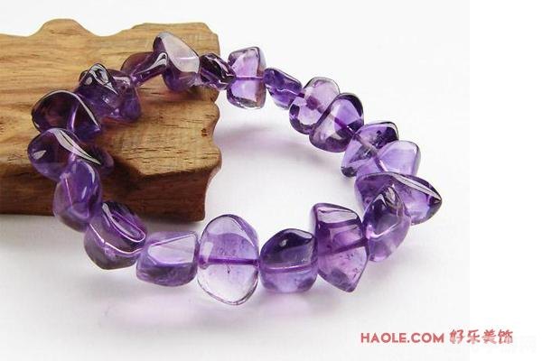 守护女生大作战:手游攻略与玩法全解析