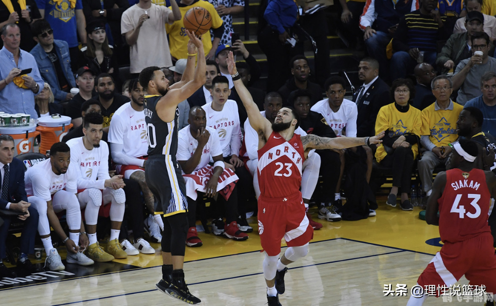 植物大战僵尸最新版,植物大战僵尸最新版手游攻略:打造无懈可击的防线!