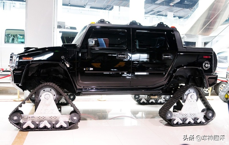 英雄联盟TOP10系列：揭秘高手战术，登顶排位巅峰