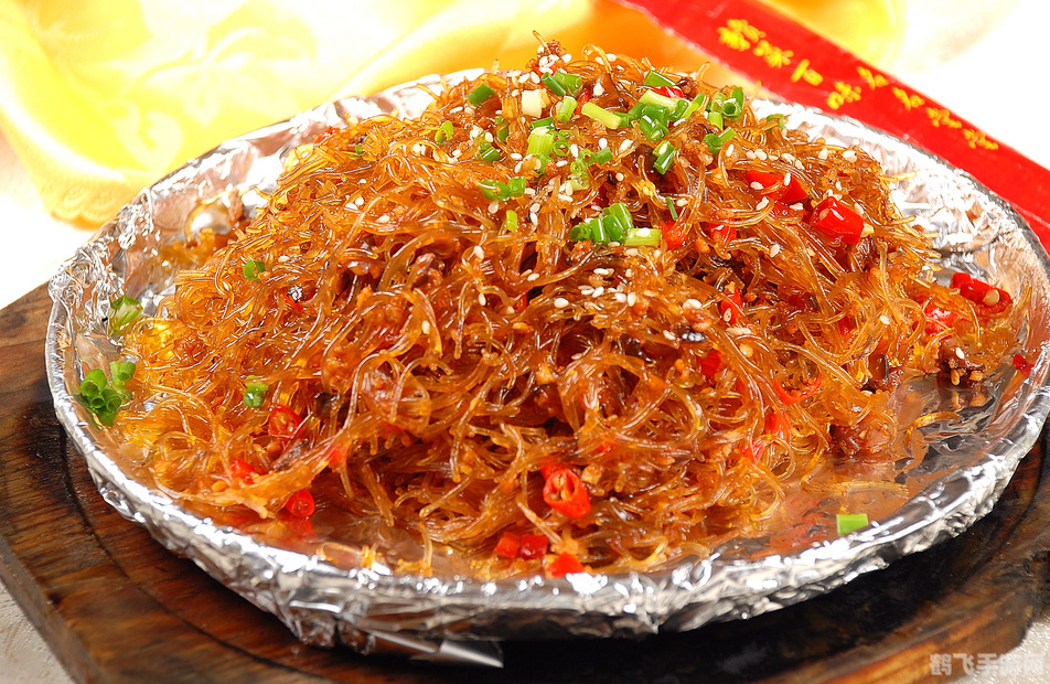 绿豆汤奇幻冒险：颜色碧绿探秘蚂蚁庄园