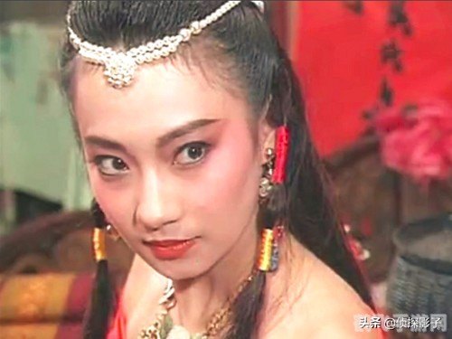 雾气缭绕的幽魂灯笼怎么用,探秘雾气缭绕的幽魂灯笼使用攻略