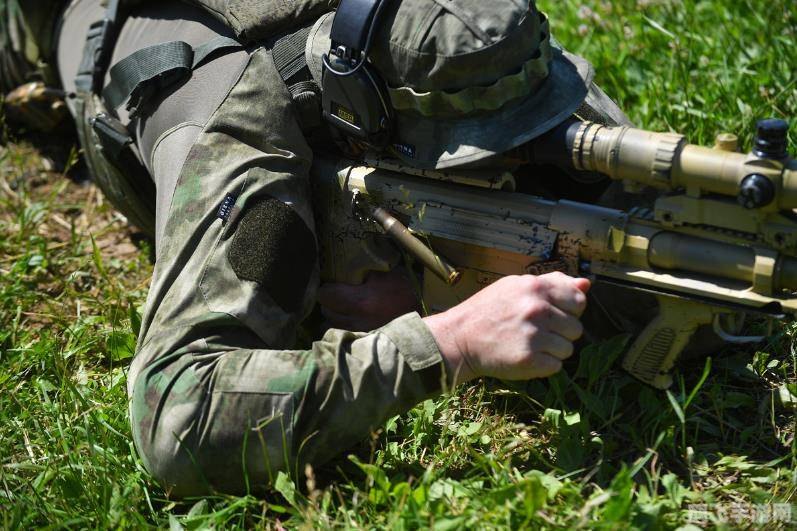 俄罗斯方块重锤版，经典再升级，重锤机制带来全新挑战！