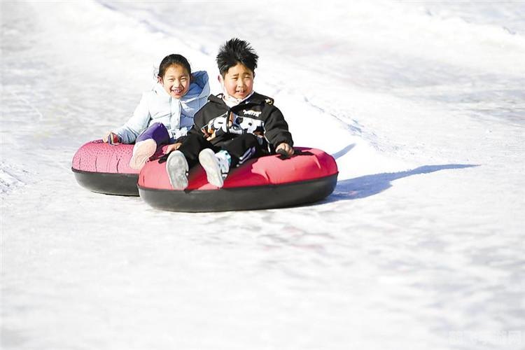 韩服跑跑卡丁车,韩服跑跑卡丁车驰骋赛道,竞速激情再度点燃!
