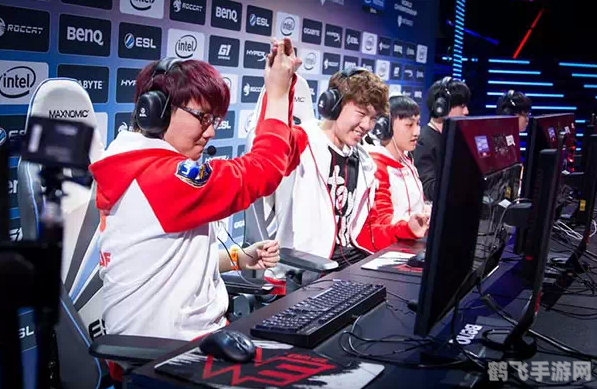iem6世界总决赛,IEM6世界总决赛激战正酣,全球电竞高手齐聚一堂