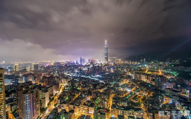 特大城市2013,特大城市2013游戏攻略,打造繁华都市的秘诀