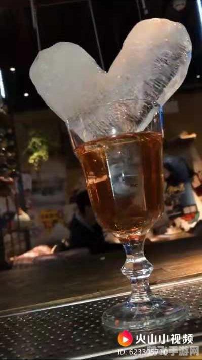 调酒师小游戏,调酒师小游戏调制鸡尾酒，尽享调酒乐趣！