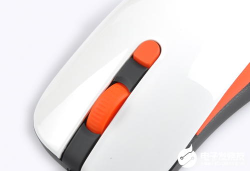 揭秘世界首个鼠标的外壳材料,以及它在手游中的独特应用