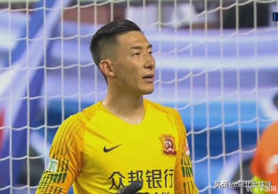 实况足球2013亚冠,实况足球2013亚冠手游攻略,掌控球场,亚冠之路