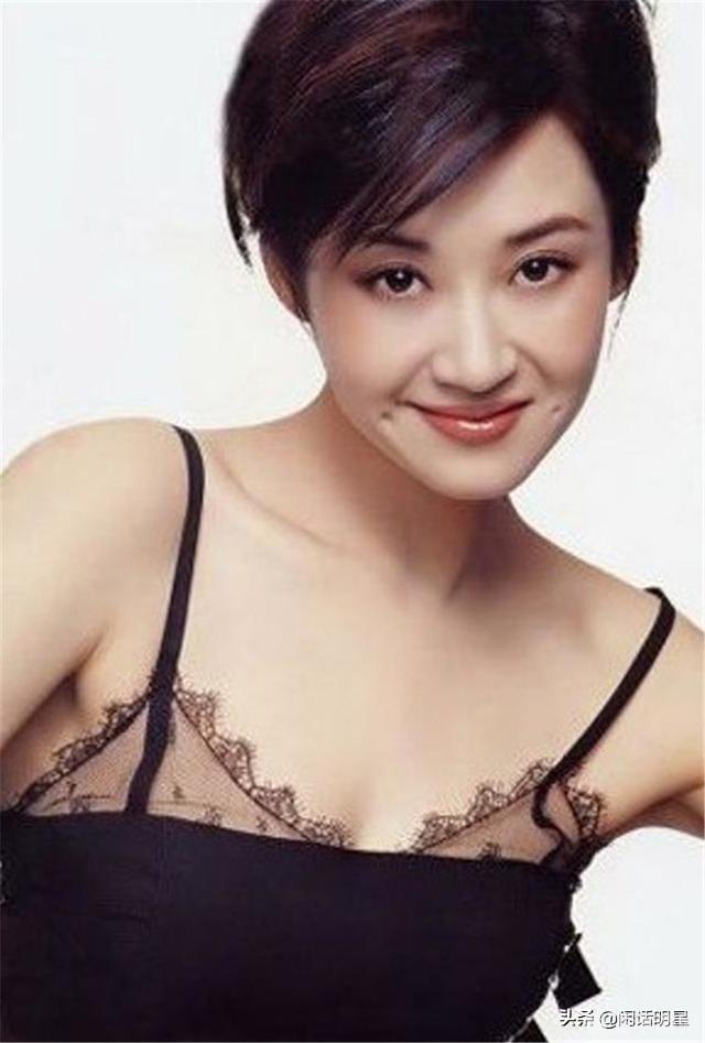 热门换脸神器,一键变身新面孔!