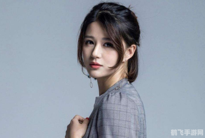 苏小妍和微笑,苏小妍