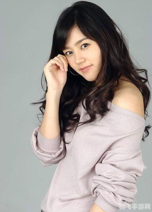 嘻哈猴QQ表情引领风潮,探秘游戏内嘻哈猴的魅力