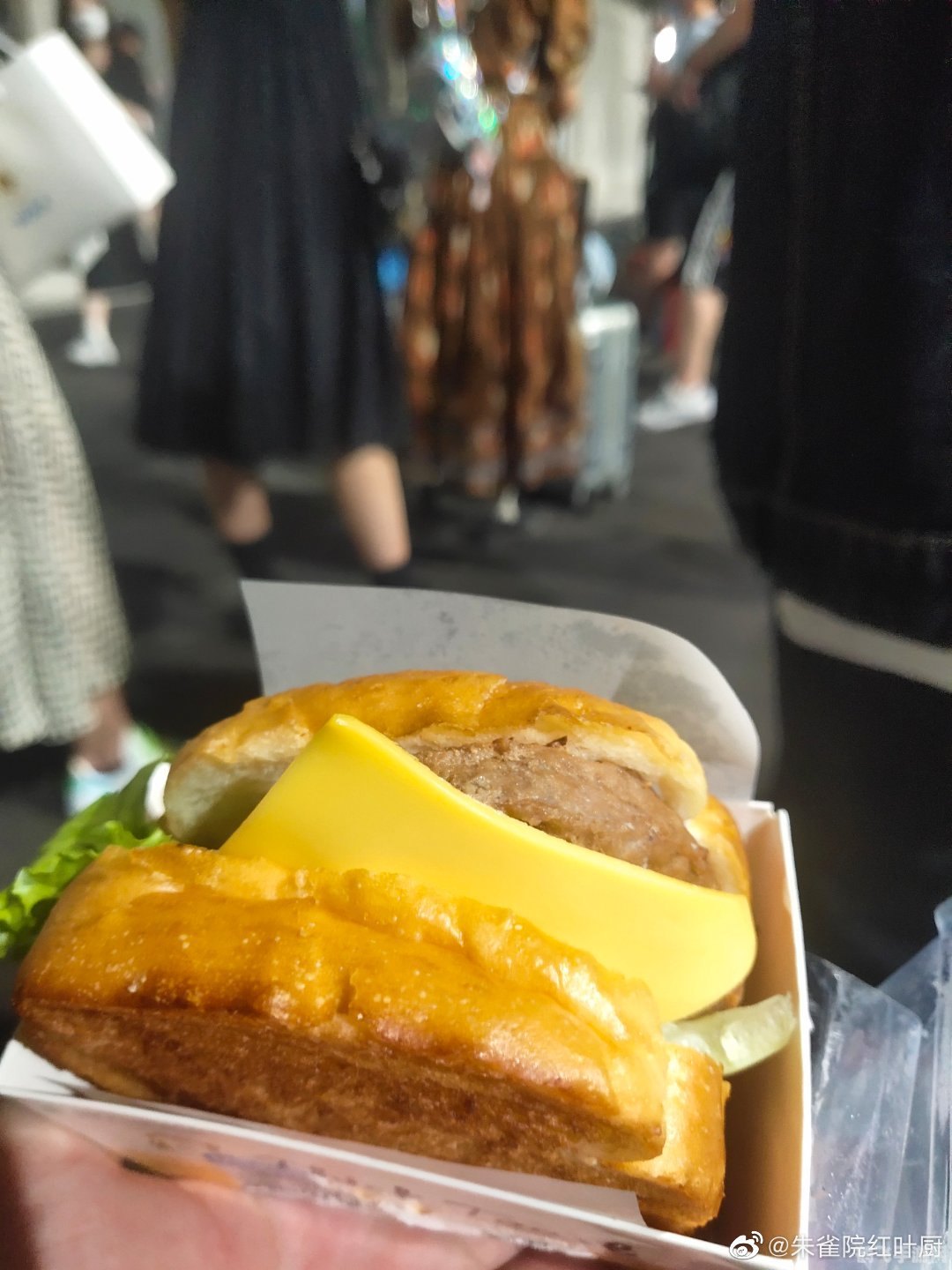 深入解析网络热梗两面包夹芝士