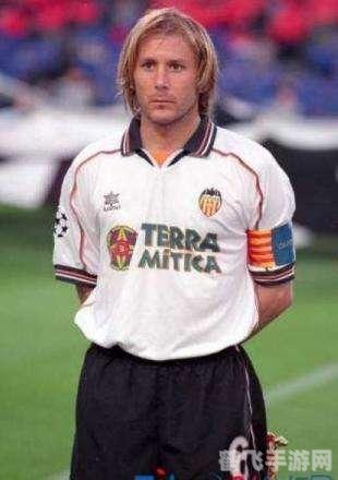 实况足球10最新转会动态,球员流动重塑球队实力