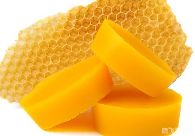 制造蜂蜡的是哪种蜜蜂,蜂蜡制造专家——工蜂,手游中的养蜂之道