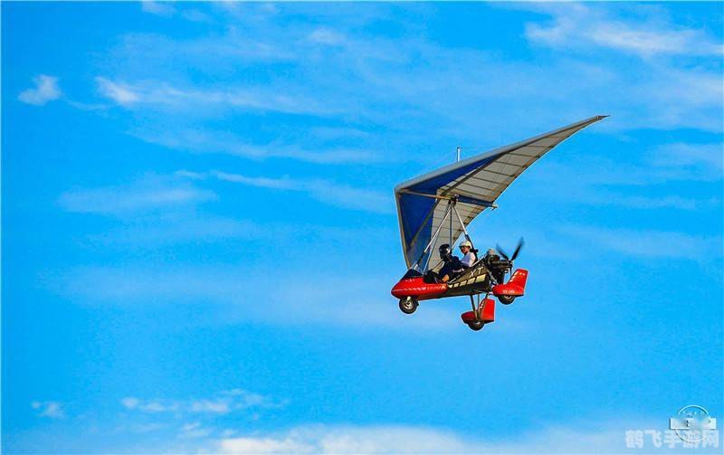 金色滑翔机,翱翔天际的挑战与乐趣