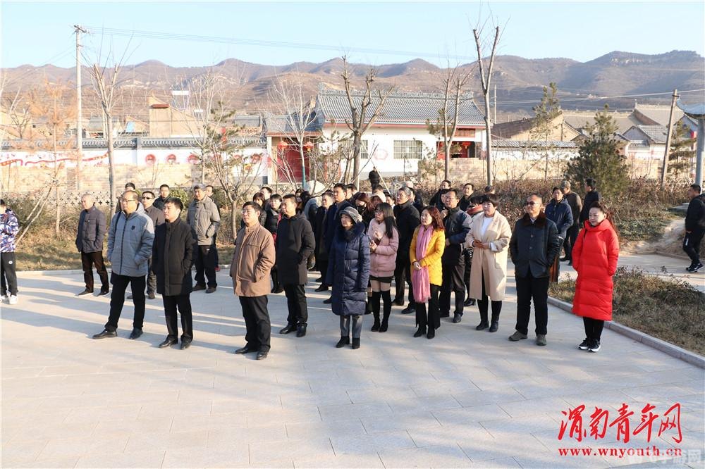 手游攻略,征服高峰,挑战自我——模拟脱贫攻坚之旅