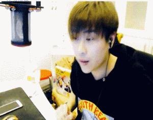 lol插件,LOL插件使用指南,提升游戏体验的利器