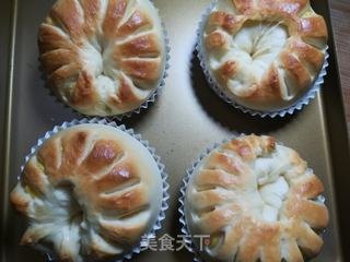 两片面包夹芝士什么梗,两面包夹芝士梗解析与手游攻略启示