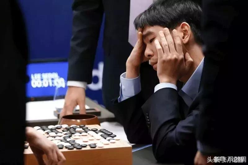 围棋，策略之战与棋子之谜