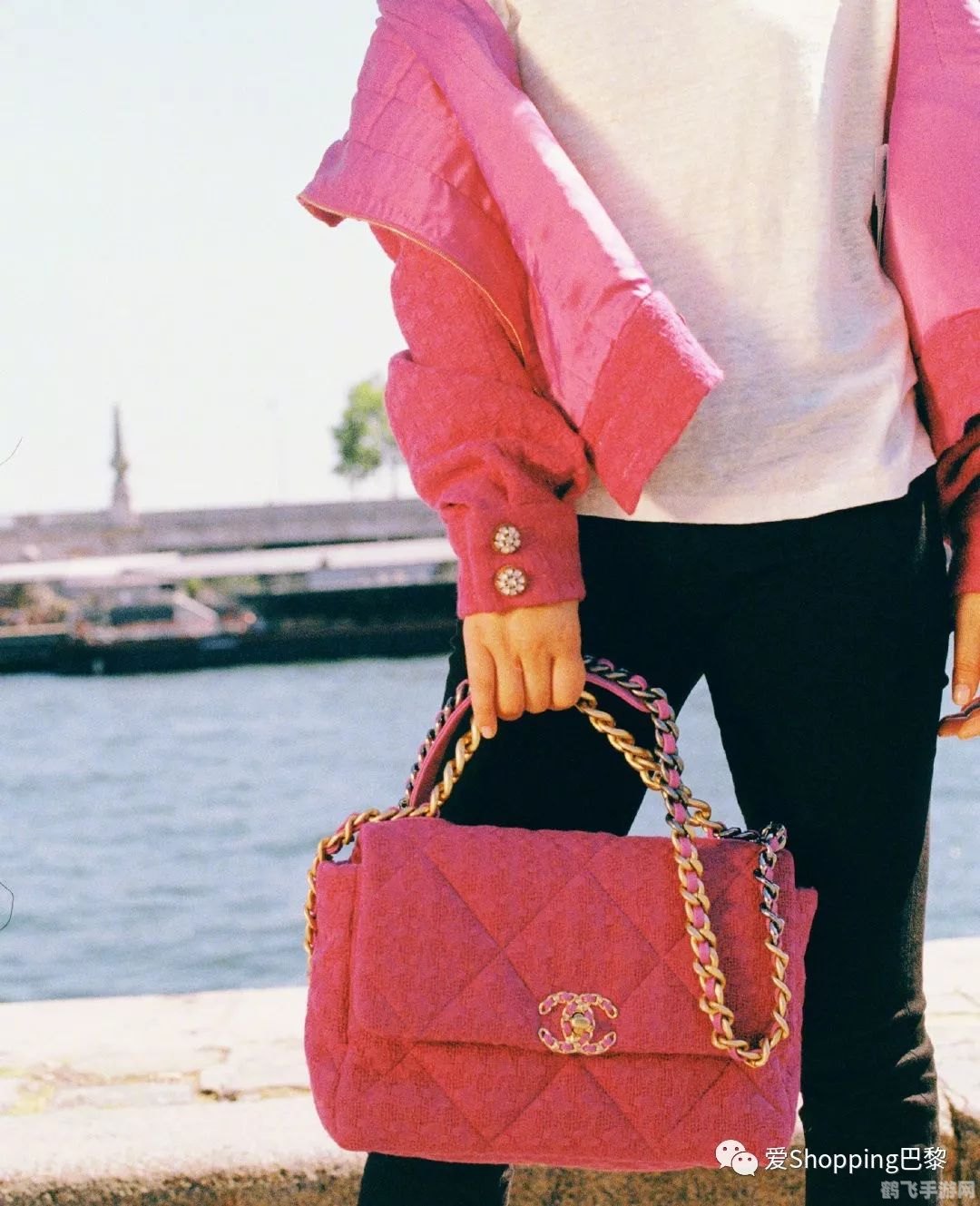 秋天的第一个包包图片,秋日新宠,精选包包引领时尚潮流