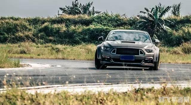 QQ飞车漫画,驰骋赛道的秘诀与手游攻略