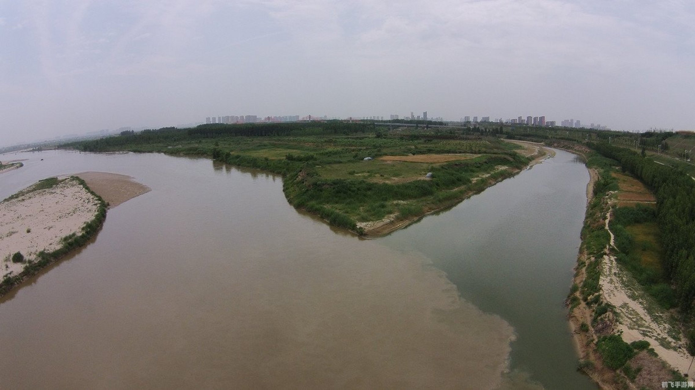 泾渭分明奇景探秘,这些地点不容错过!