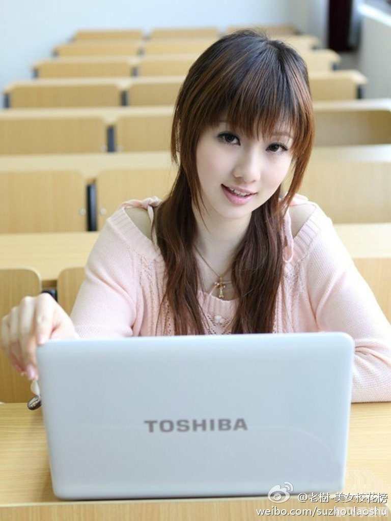 陈乃娴 2009,陈乃娴与2009,一段电竞与美女的传奇故事