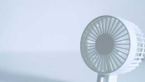夏日避暑新攻略,空调电扇双管齐下,手游玩家的清凉伴侣