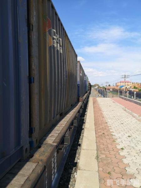 装甲列车无敌版,装甲列车无敌驰骋——手游攻略大揭秘