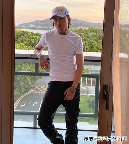 马思唯是什么梗,马思唯梗解析,整点报时走红网络