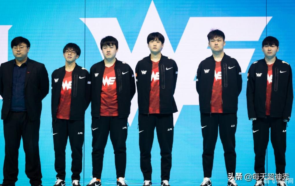 三国召唤师,三国召唤师手游攻略，召唤英雄，征战三国！