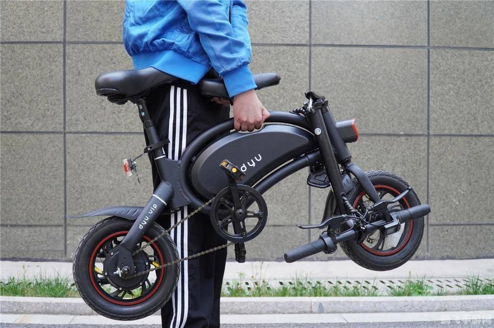 窃格拉瓦什么梗,窃格拉瓦,手游中的神秘偷车贼角色攻略