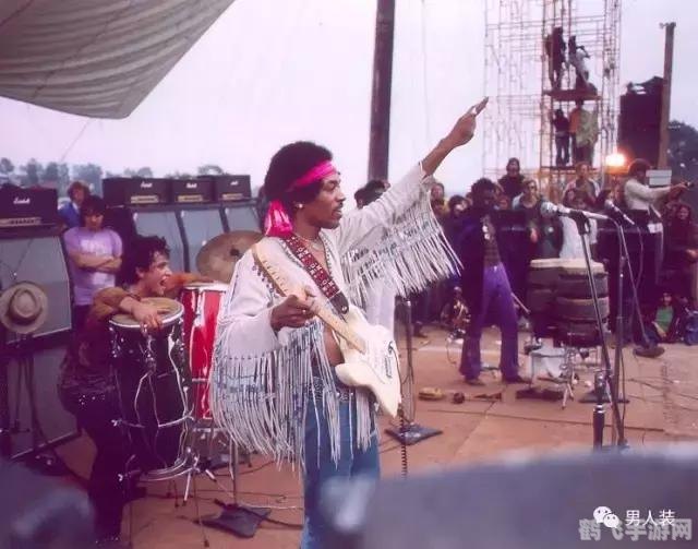 狂野飙车背景音乐,狂野飙车，驰骋赛道的背景音乐与玩法攻略