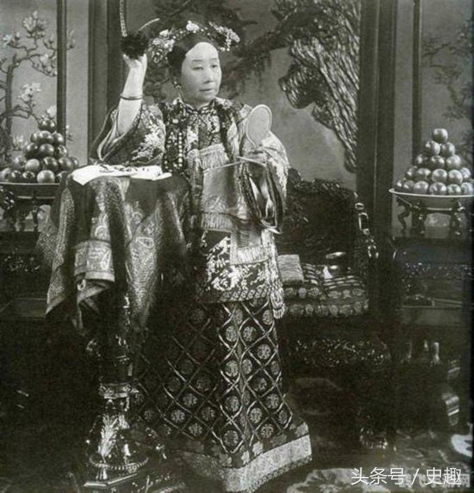 胡同来自满语还是蒙语,胡同，源自满语还是蒙语？探秘这一传统地名的语言起源