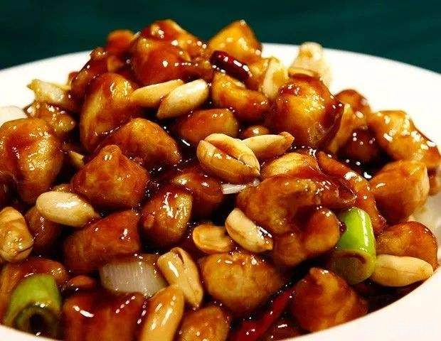 宫保鸡丁中的宫保指什么,宫保鸡丁探秘与手游攻略,宫保的含义与游戏制胜之道