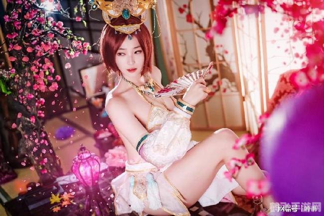 真三国无双cos,真三国无双COS盛宴,穿越历史战场的角色扮演指南