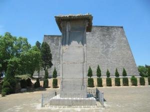 揭秘无字碑,哪位皇帝的神秘功德碑?